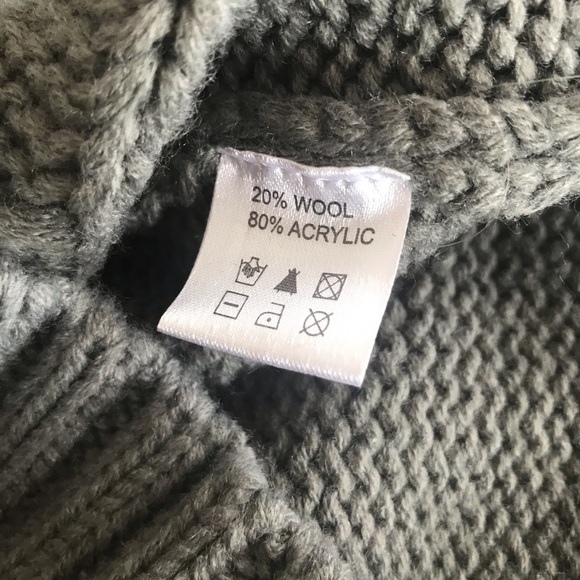 TheLees Grey Turtle Neck Cable Knit Sweater Size M - Picture 5 of 6